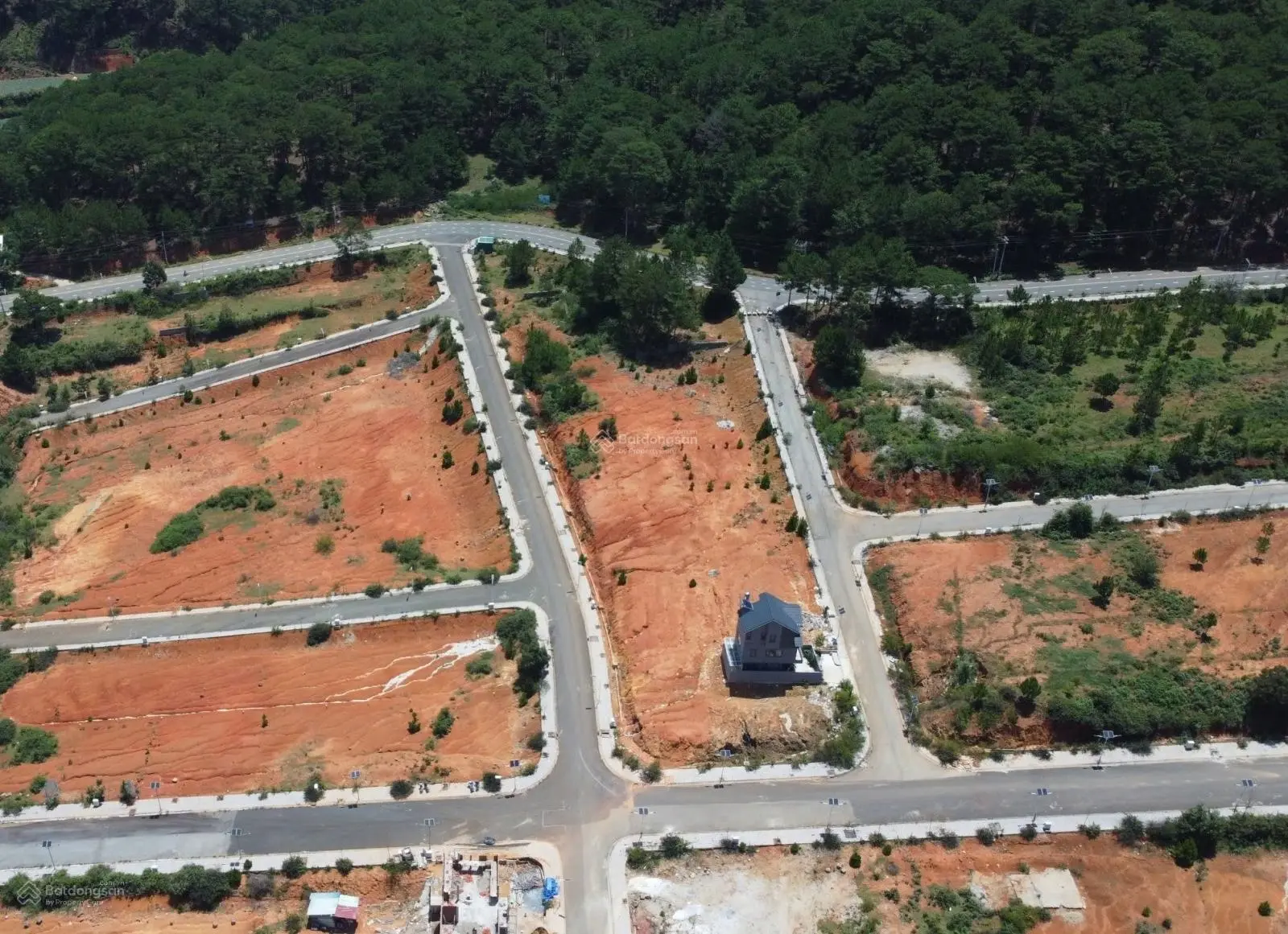Độc quyền! Quỹ lô biệt thự CĐT vị trí đẹp view đồi thông giá đầu tư - KĐT Vạn Xuân Langbiang Town