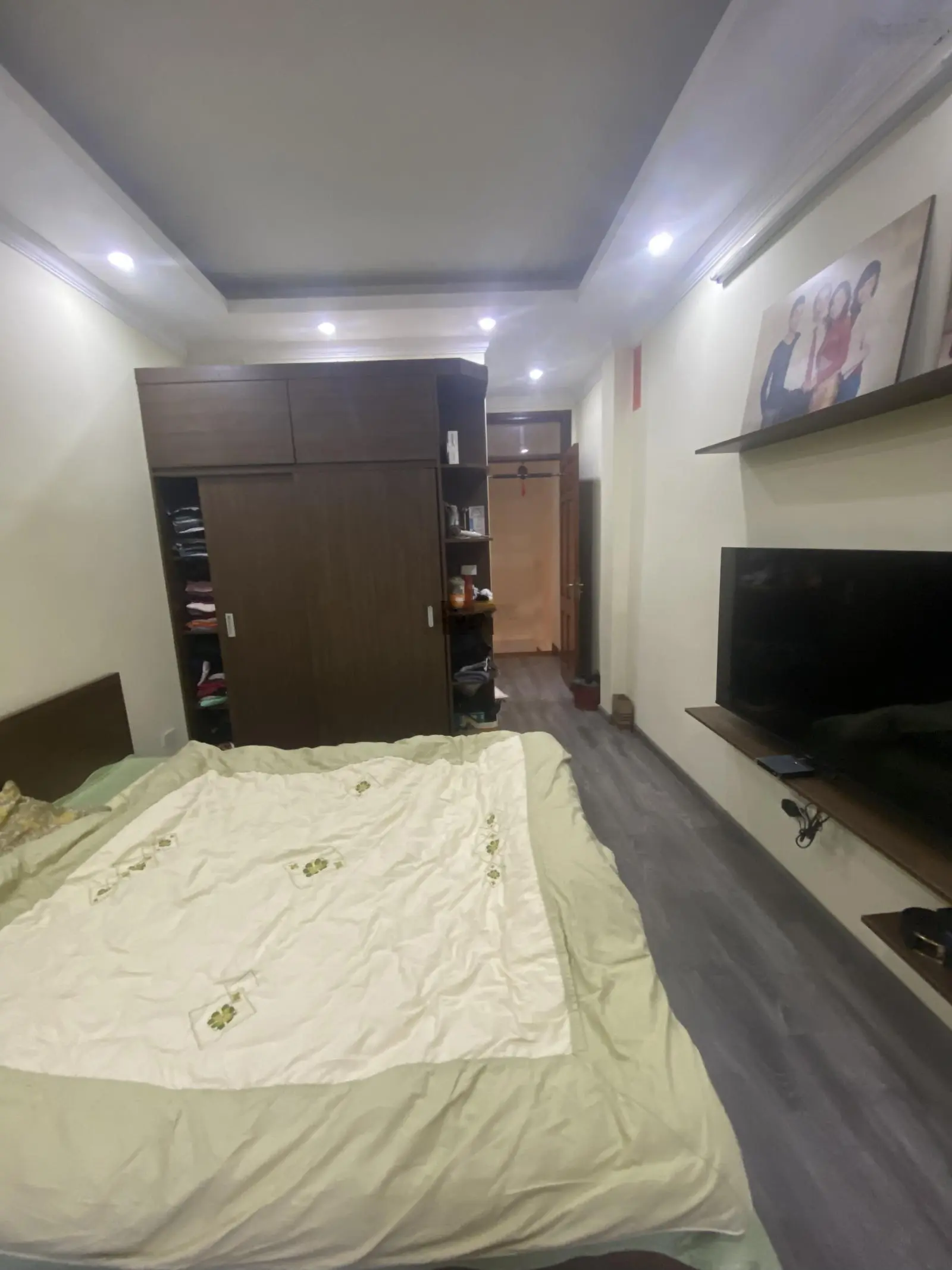 Bán nhà phố Giáp Bát, ngõ thông, gần phố, oto đỗ cổng, an ninh, an sinh đỉnh, tiện ích bạt ngàn