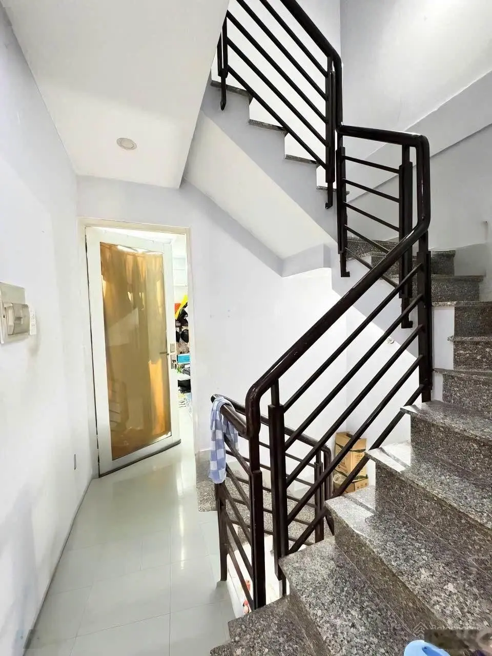 Cần bán nhà cho thuê 22tr/tháng, Đ. Tôn Thất Thuyết, P. 3, Q. 4 - Giá 2tỷ950/65,3m2, gần trường học