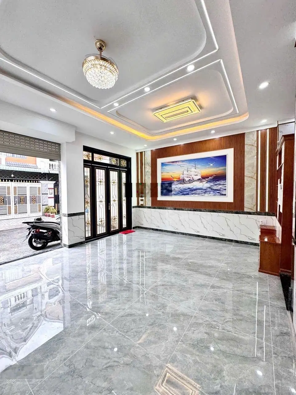 Bán nhà mới lầu mới xây hoàn công