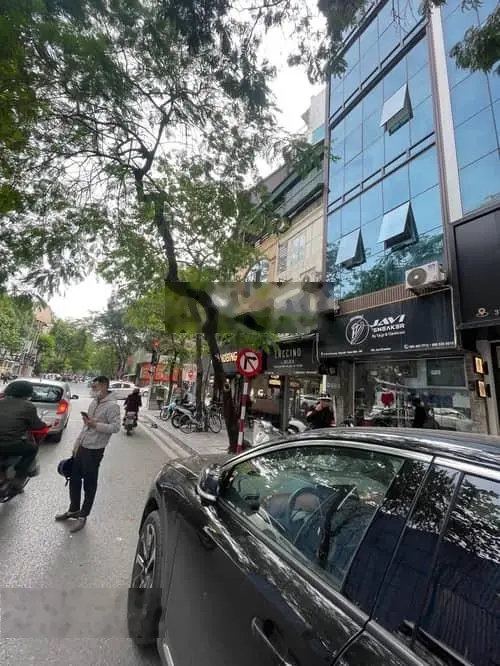 Bán nhà mặt phố Khâm Thiên 190m2, mặt tiền 7,5m - 90 tỷ