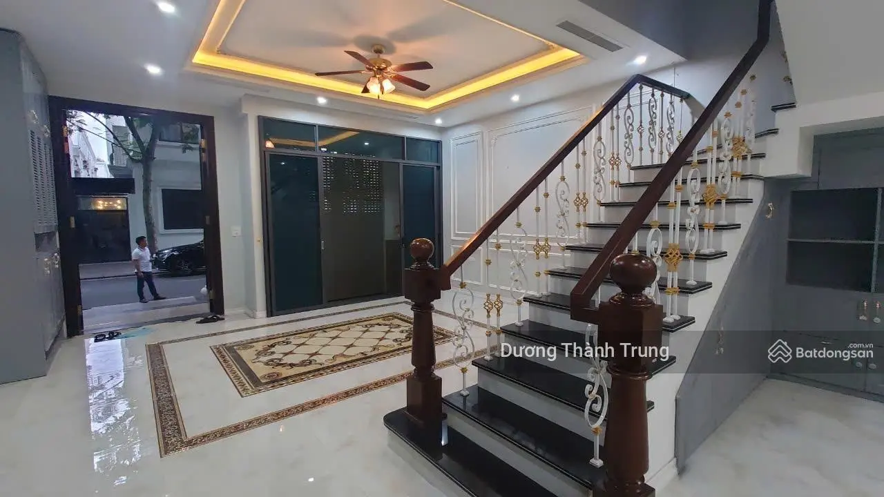 BÁN GẤP CĂN LIỀN KỀ HOÀN THIỆN 100M2 GIÁ 11.8 TỶ VIN MARINA CẦU RÀO 2 HẢI PHÒNG