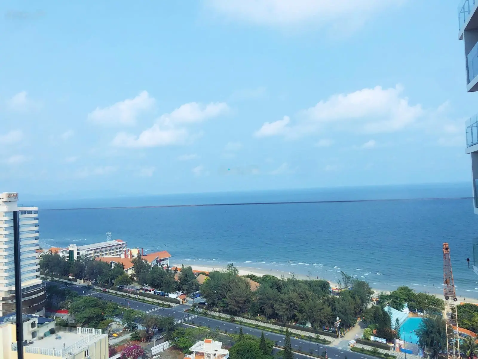 Bán CSJ Tower sát Thuỳ Vân 59m2 1PN view đẹp - Tặng lại toàn bộ nội thất - Giá chỉ 3 tỷ