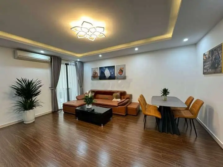 Bác Thảo cần bán Căn hộ gần Làng Quốc tế Thăng Long, DT: 57m2, 2PN.