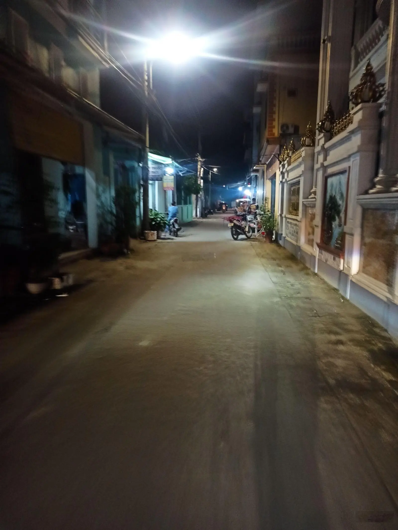 Bán đất đường Ỷ Lan ô tô thông bàn cờ giá đầu tư F0 DT74m2 nhỉnh 4 tỷ. LH 0968 861 ***