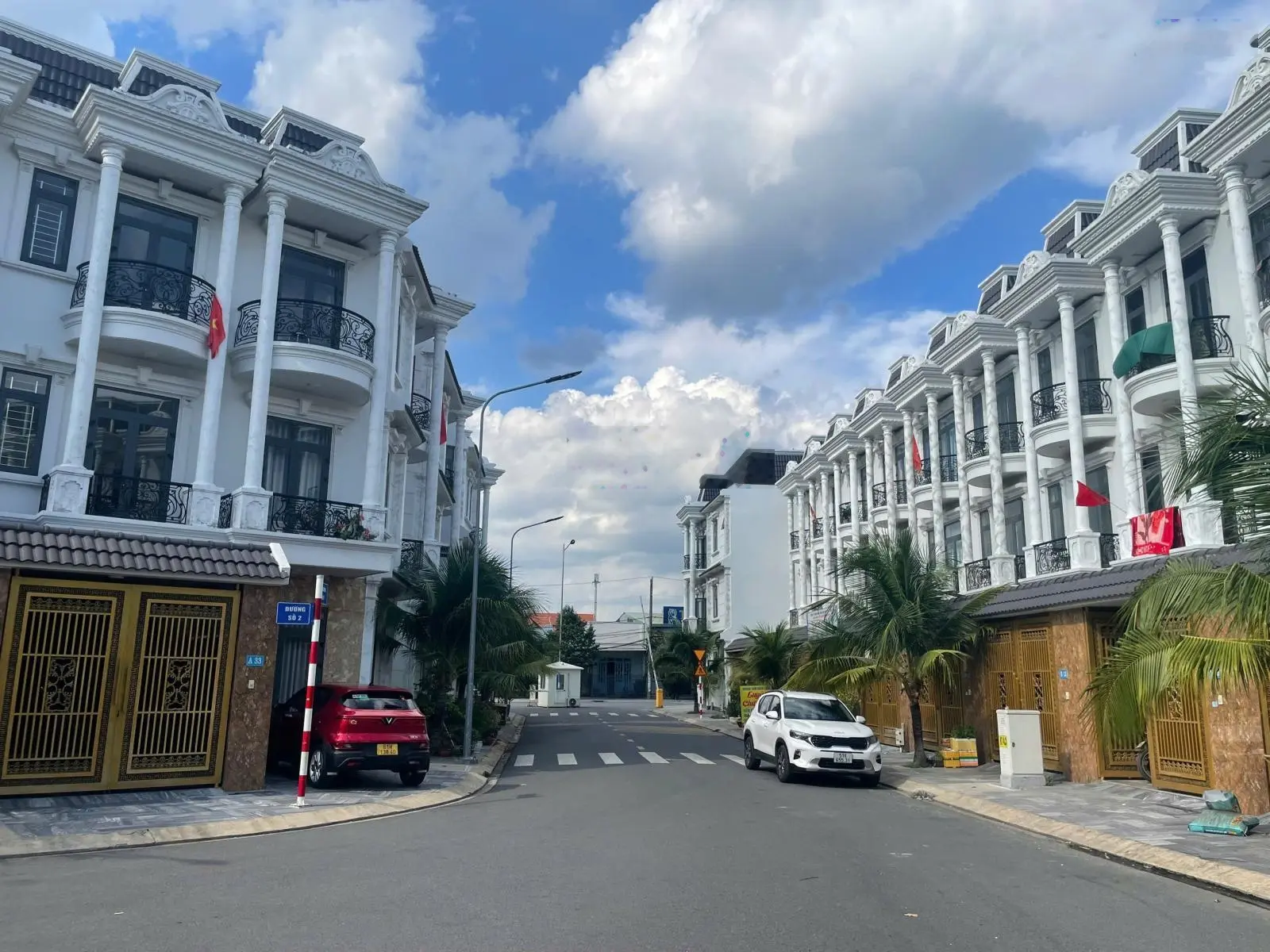 Shophouse mặt phố. Chỉ với 4,5 tỷ có dòng tiền 12 đến 15 tr/ tháng