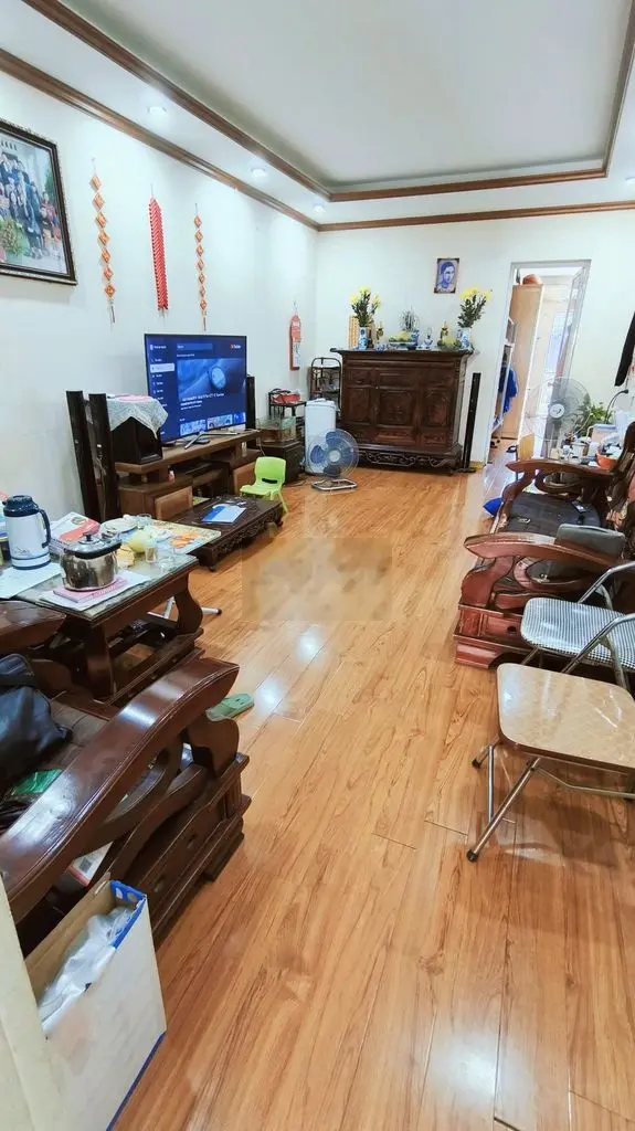 căn hộ tập thể 90m2 tại Nguyễn Trãi, 3 ngủ