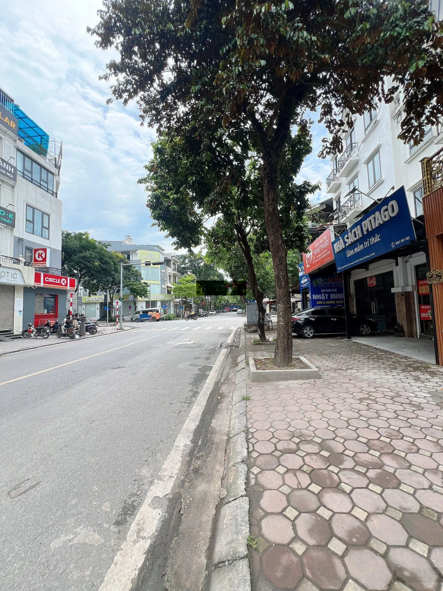 Chính chủ cần bán gấp liền kề lacasta kđt văn phú - mặt phố tống tất thắng - kinh doanh - sầm uất