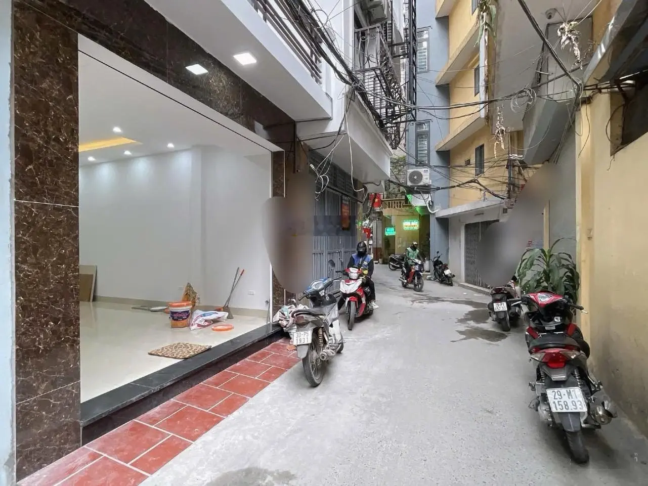 Bán nhà đẹp Trần Duy Hung,Ô tô đỗ cửa,ngõ thông tứ tung,kinh doanh-DT65m 5 tầng-MT:4.1m-15.5 Tỷ