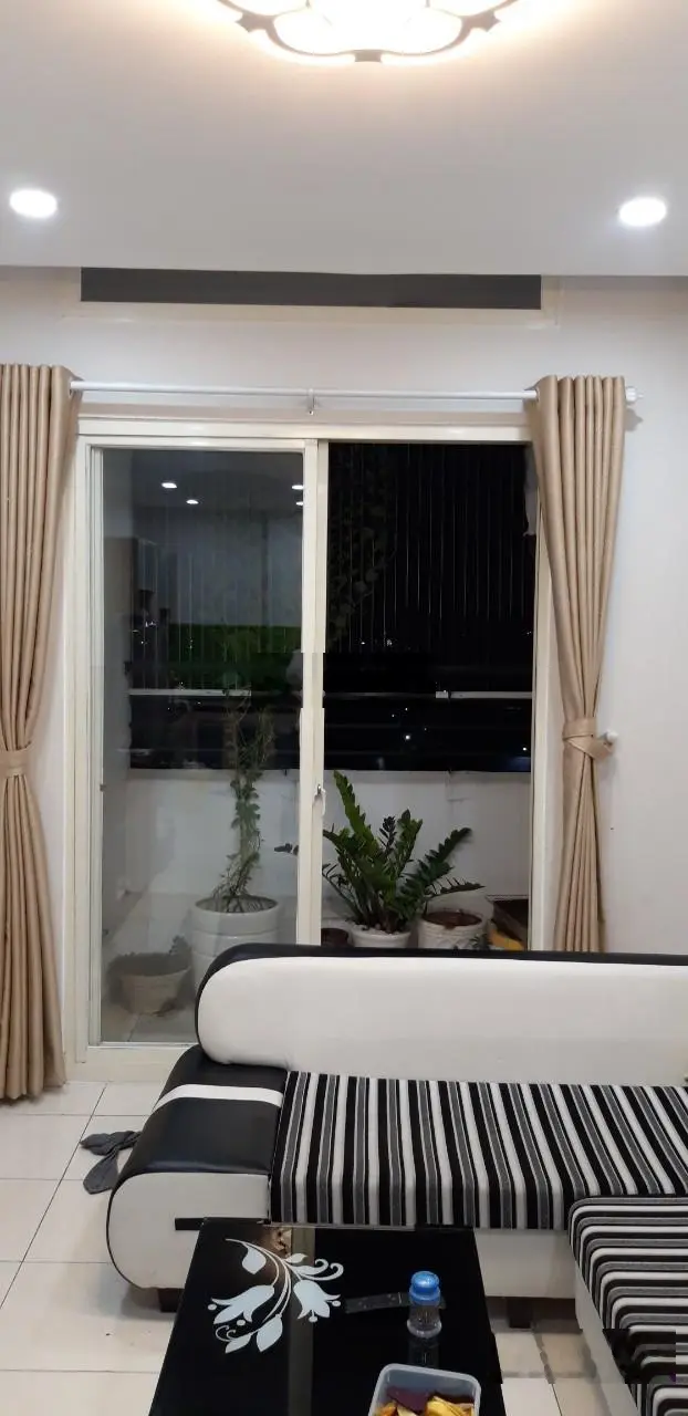 Tôi bán căn hộ 60m2 1 tỷ 750 đang cho thuê 8tr/tháng ngay Phan Huy Ích Gò Vấp