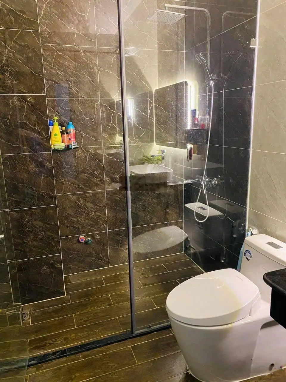 Bán gấp NP 5 tầng 100m2, 19,5 tỷ tại Hàn Thuyên, Thủ Đức, HCM đẹp, nhiều tiện ích
