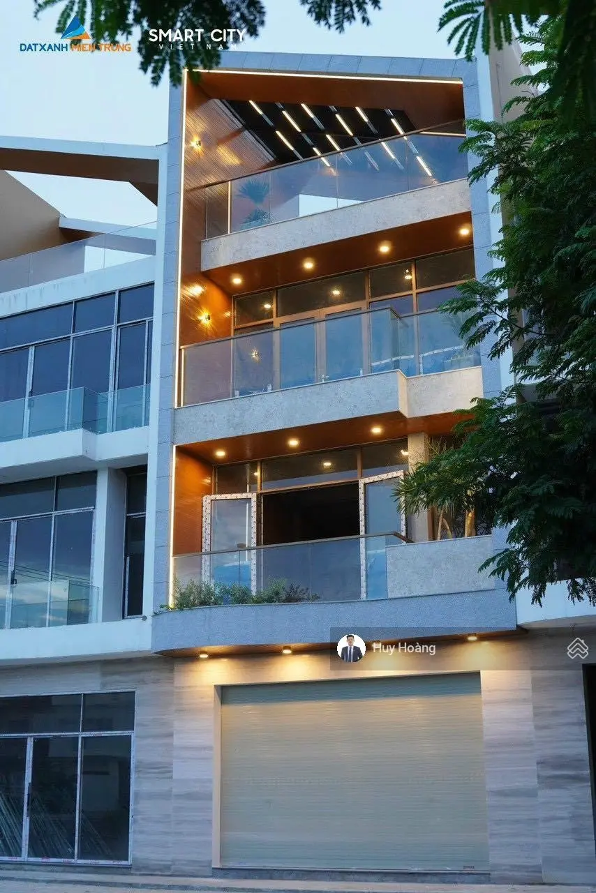 Chính chủ cần bán nhanh căn shophouse 3,5 tầng view Pháo Hoa. Diện tích 144m2. Cách sông Hàn 150m2