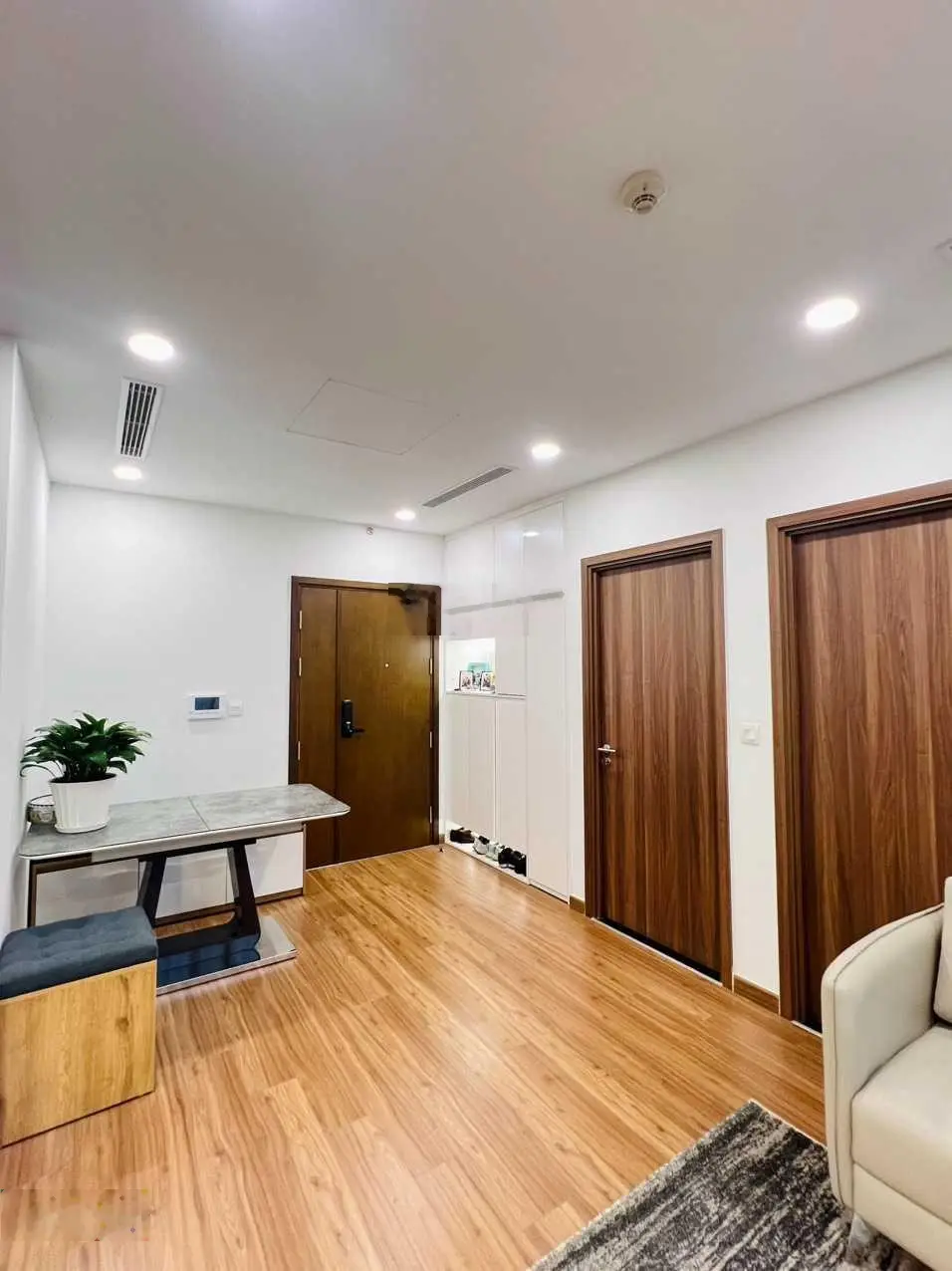 Hàng hiếm giá hot 3.9 tỷ sổ hồng trao tay CH Ecogreen 53m2 2PN 1WC NTCB - LH 0918 181 *** xem ngay