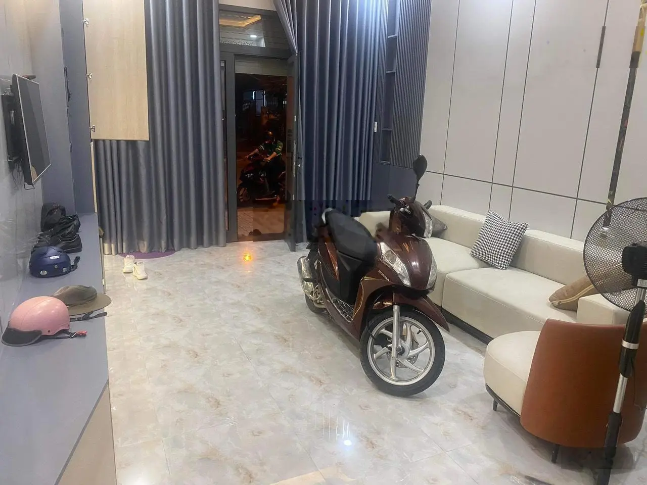 Nhà mặt tiền kinh doanh Vĩnh Hải - Nha Trang, 16m đường rộng, gần biển, 5.8 tỷ