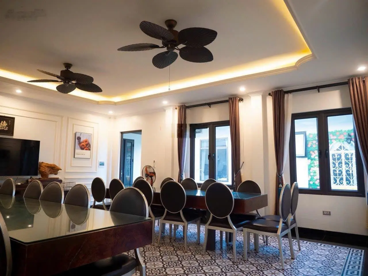 Bán villa dòng tiền siêu đẹp 2296m2 tại xã cổ đông,view đẹp, giá tốt. đang vận hành tốt