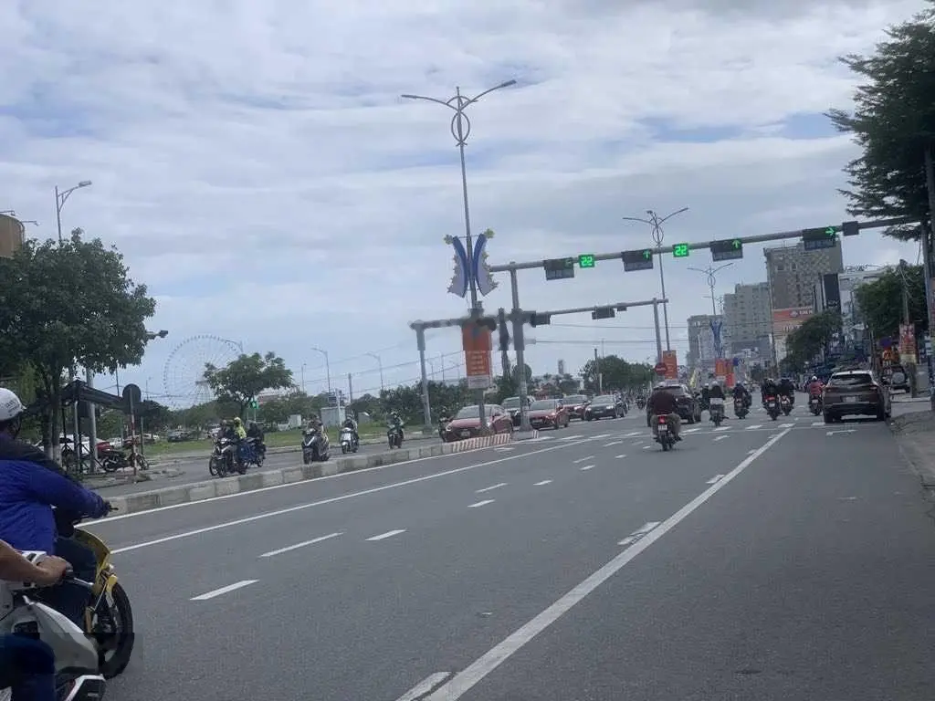 Tổng hợp BDS vị trí đẹp và siêu hiếm đường 2 tháng 9 cho thuê tốt, trung tâm Hải Châu Đà Nẵng