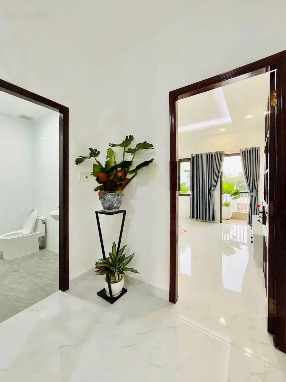 Bán nhà ngay Ngã 4 Phú Nhuận - MTĐ Cầm Bá Thước - P7 - Phú Nhuận, DT 49m2, Giá 3tỷ750, sổ riêng