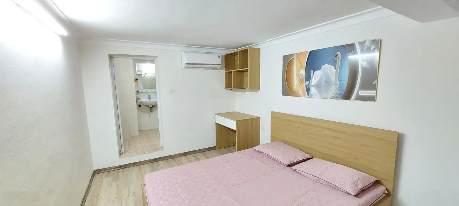 Chính chủ bán nhà tập thể 3 tầng Hoàng Đạo Thành