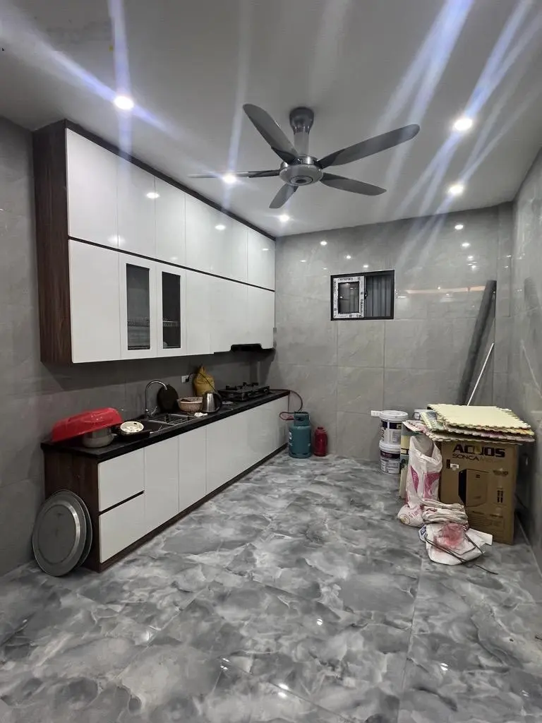 Bán nhà phố Phan Trọng Tuệ 40m2, 5 tầng lô góc 2 thoáng giá nhỉnh 5tỷ