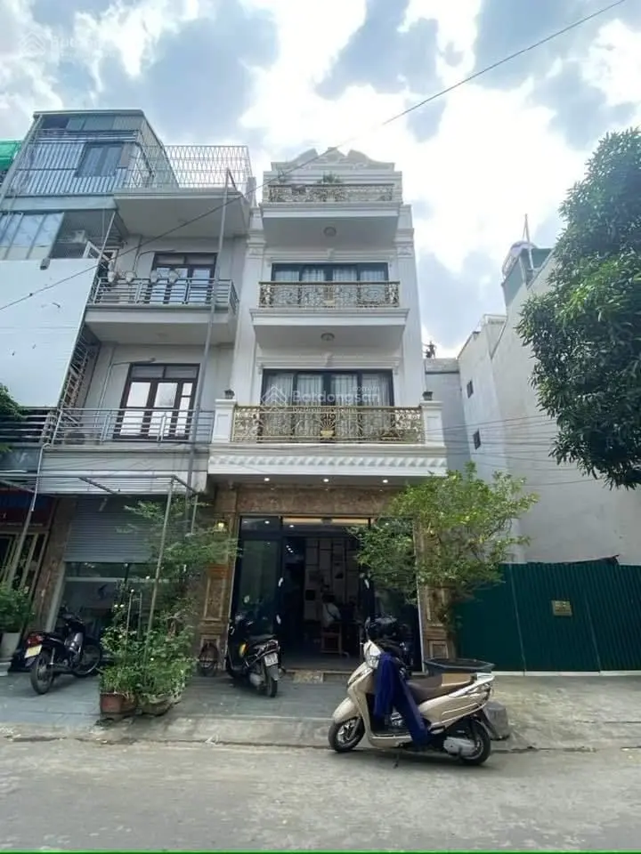 Bán nhà mặt phố bát khối, thạch bàn long biên, kinh doanh các loại hình, phân lô vỉa hè ô tô tránh