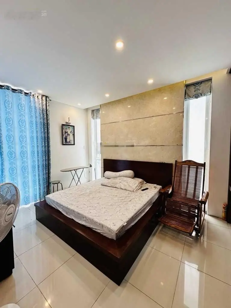 Nhà đẹp 4 tầng, khu vực Tên Lửa, kinh doanh cực đỉnh, 4x24m, chỉ 82tr/m2, giá quá rẻ luôn