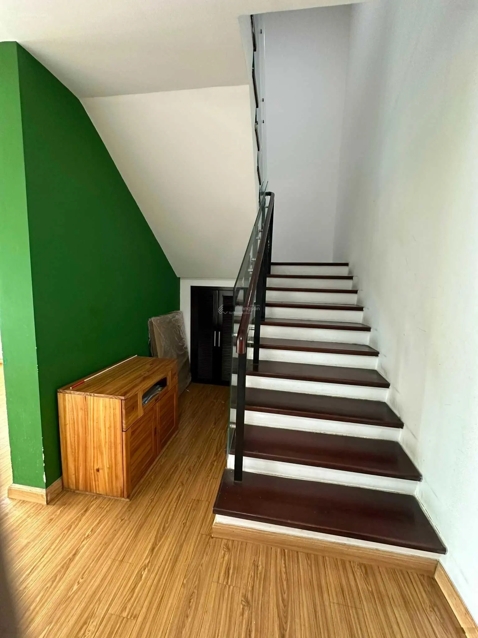 Chính chủ cần bán căn hộ chung cư 86 Tản Đà Court, duplex căn hộ 2 tầng, Phường 11, Quận 5