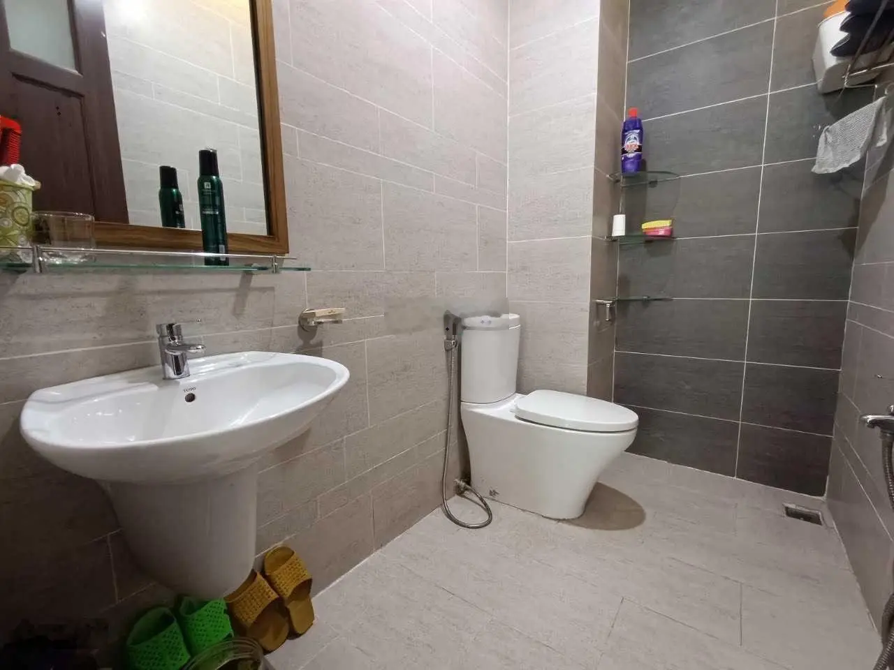HXT Trần Quang Diệu Q3 - nhà 5 tầng, 4x16m, cam kết TT chuẩn 100%