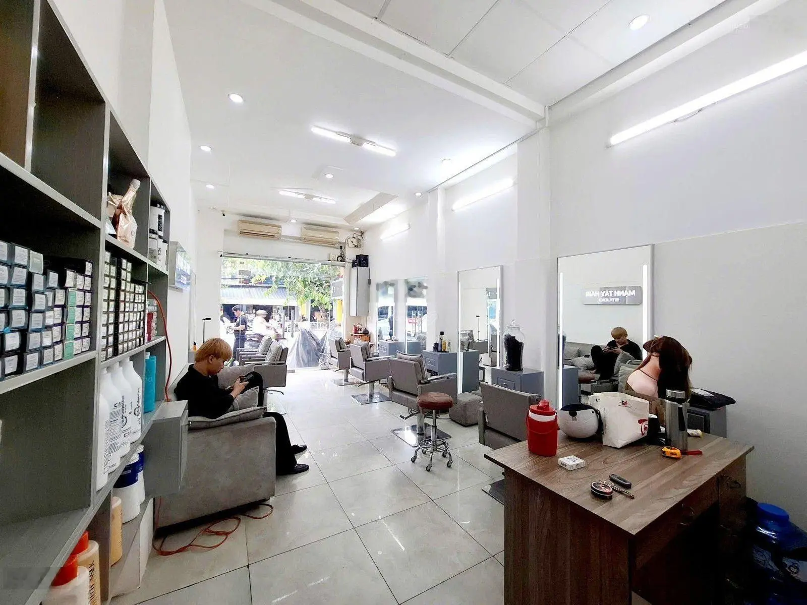 Bán nhà mặt phố Kênh Tân Hóa, 5,3 tỷ, 42m2, chính chủ giá siêu hời, Tân Phú, HCM