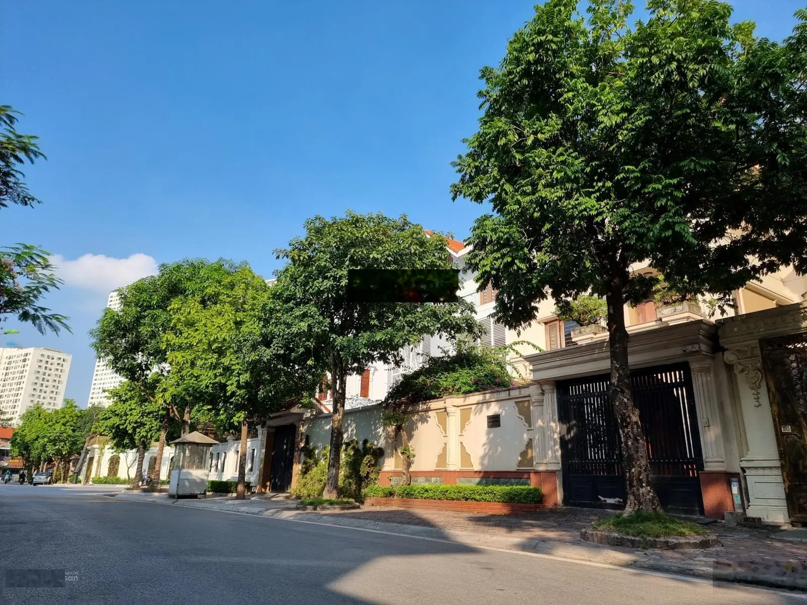 Các căn biệt thự Linh Đàm bán dt 231m2, 250m2, lô góc 290m2, giá từ 160tr/m2, 4 tầng, thang máy, sđ