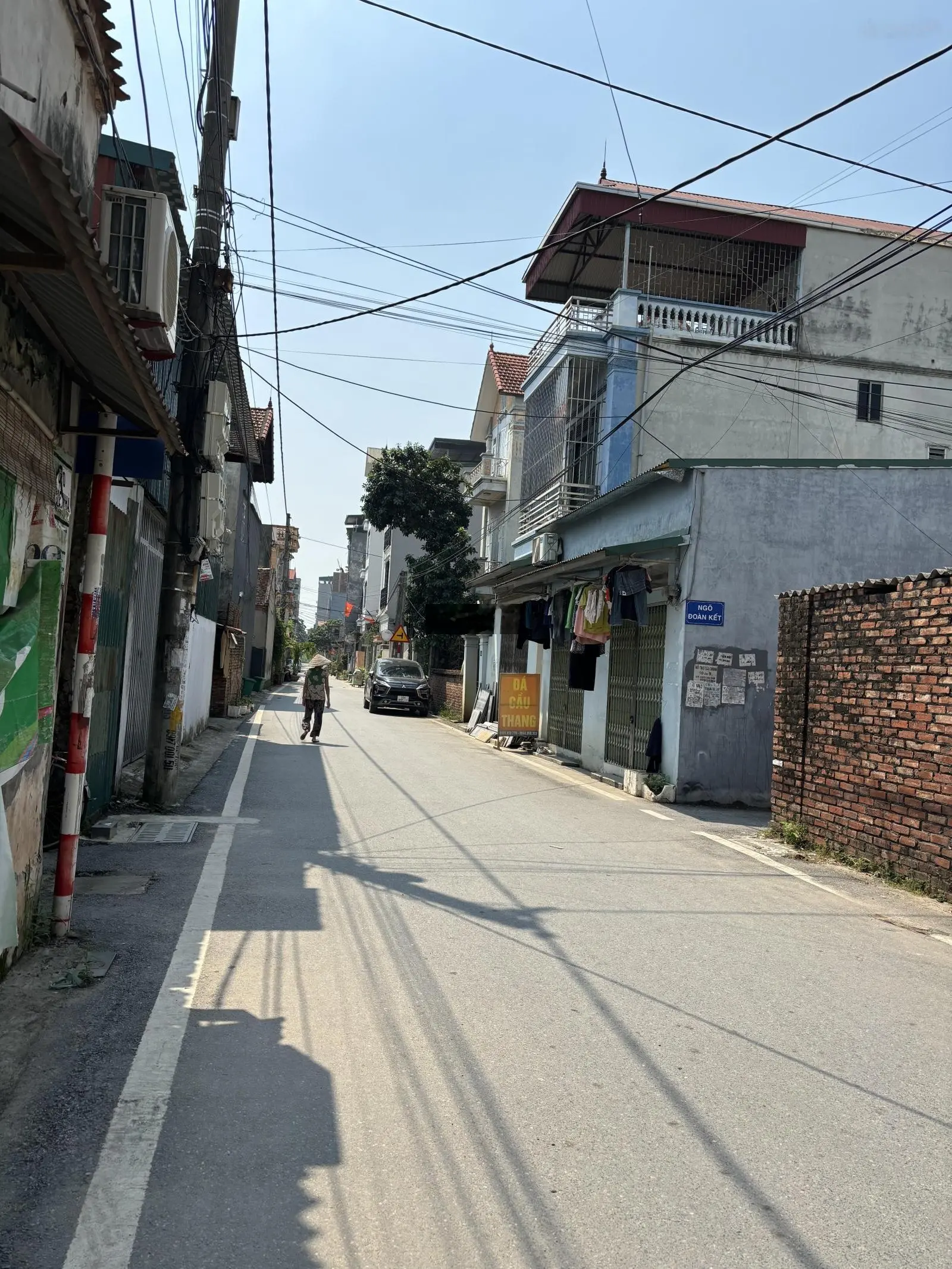 Chính chủ cần bán mảnh đất tại thôn Vân Lũng, An Khánh. DT 104.5m2. Vị trí đẹp. LH: 0974 606 ***