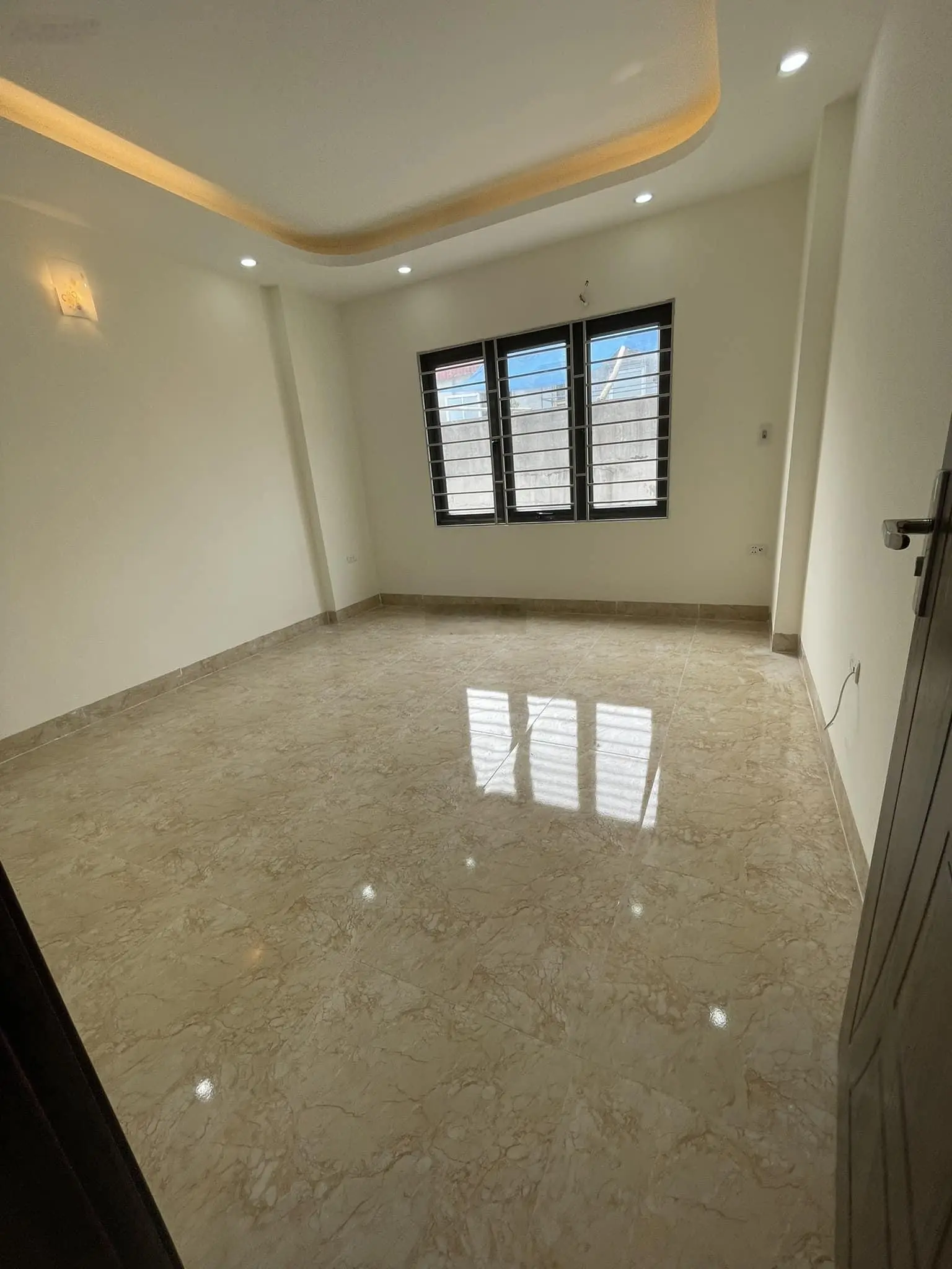 Rẻ nhất Hoài Đức! Nhà mới 3T*45m2 mặt ngõ gần trục chính. Cách ĐL Thăng Long 700m 5p ra vành đai 4