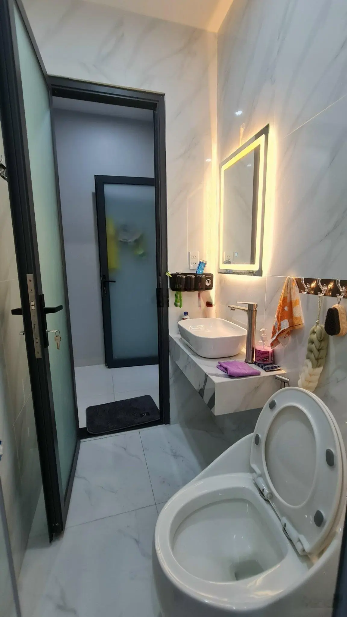 Chính chủ bán nhà mới 3tầng, đường 2 Nguyễn Duy Trinh, P. Long Trường, gần Đông Tăng Long Quận 9 cũ
