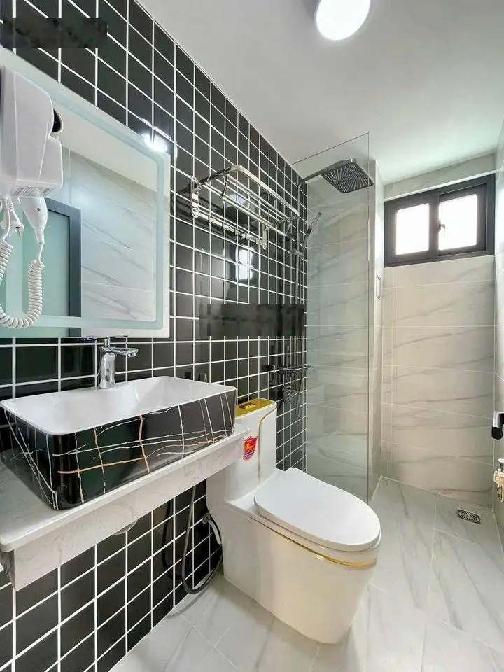 GIÁ SIÊU HẤP DẪN CHỈ 3TY5 , SỞ HỮU NHÀ 50M2, 1T2L, 4PN,5WC, FULL NT , HẺM SIÊU TO 5M ,SHR