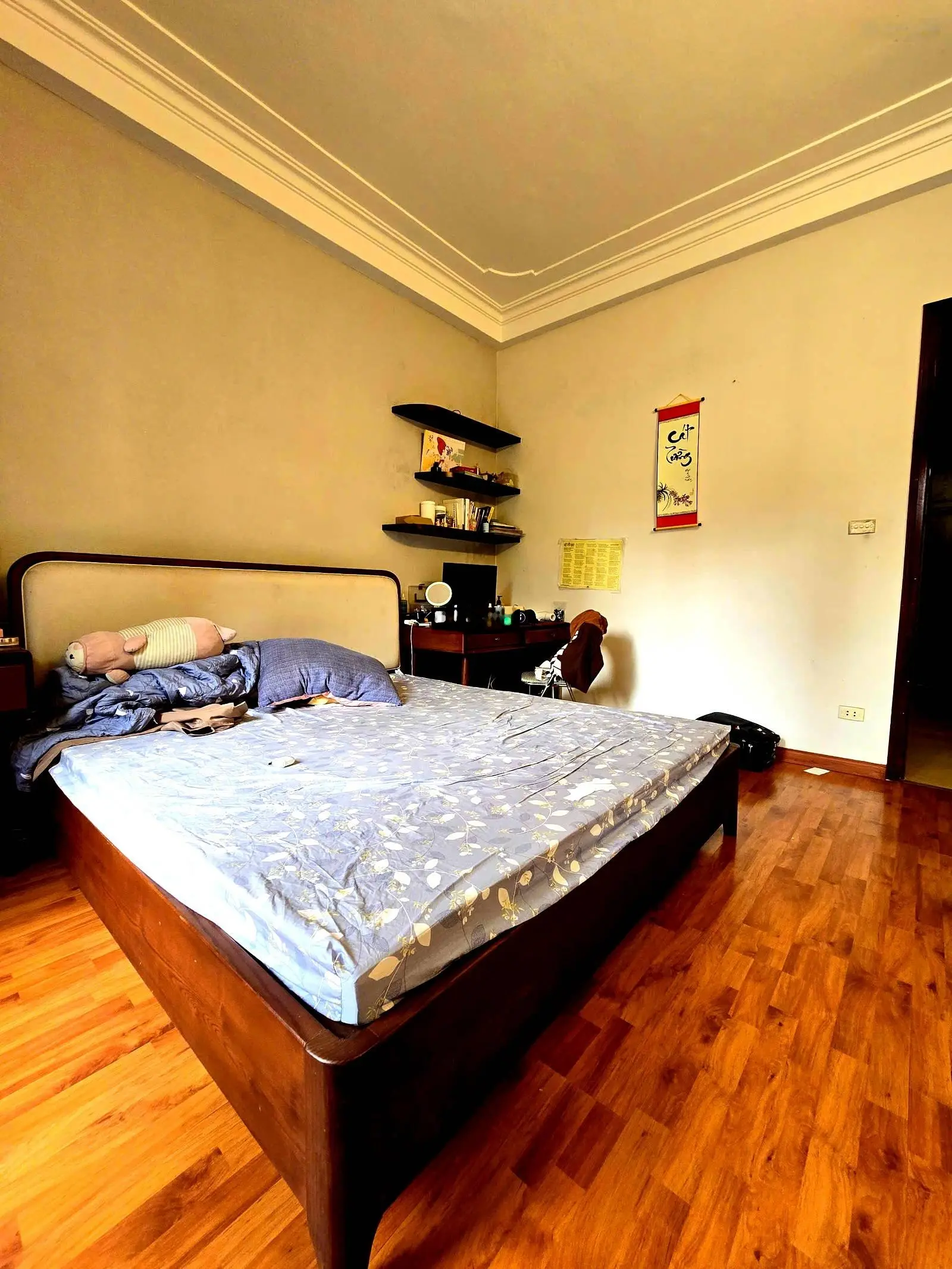 Bán nhà mặt ngách cách ngõ ô tô 5m Lạc Long Quân Diện tích 56m2, 4 tầng, mặt tiền 4m, giá 14,7 tỷ