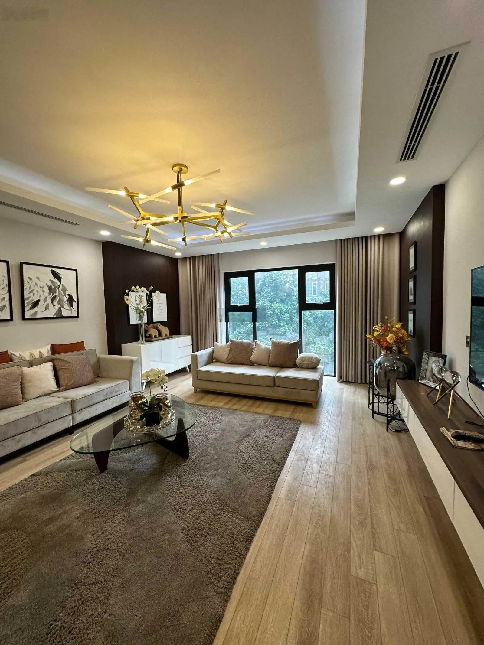 Trực tiếp CĐT bán căn 3 ngủ dự án Paragon Duy Tân cách trường điểm Dịch Vọng Hậu vài bước chân