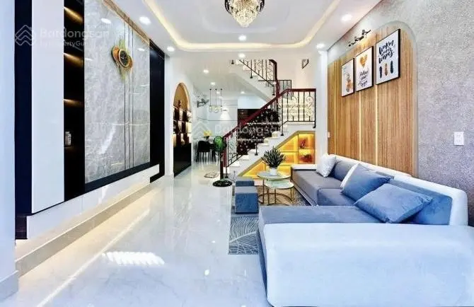 Bán gấp nhà Bàu Cát, Tân Bình, DT 45m2 - 3 phòng ngủ. Gần chợ Bà Hoa. Tặng nội thất