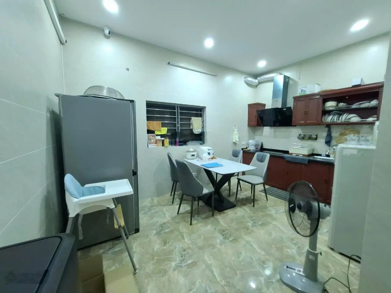 Nhà đẹp phân lô khu Trần Quốc Hoàn 55m2, mặt tiền 5m giá 22.3 tỷ