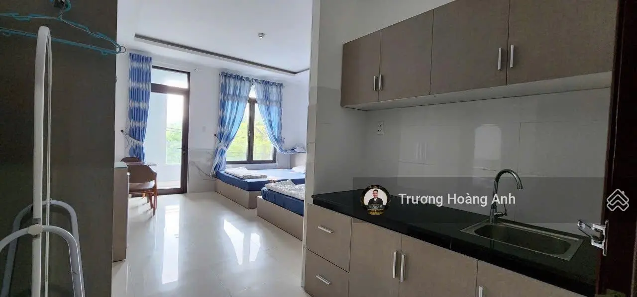 Bán khách sạn 5 tầng biển Mỹ Khê trung tâm du lịch Đà Nẵng. Dòng tiền 130tr/tháng. LH 0901 303 ***