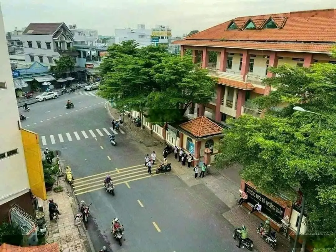 Bán gấp lô đất trung tâm hành chính TP Dĩ An, Bình Dương. Giá cực rẻ