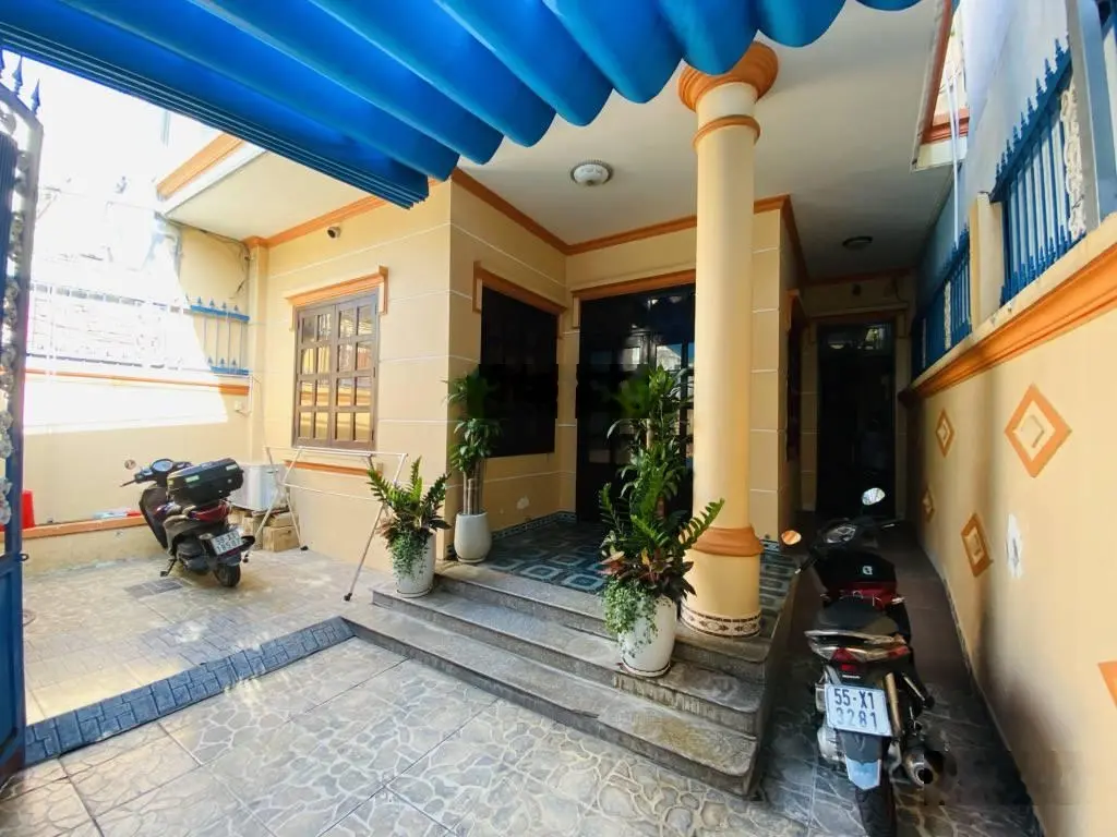 Nhà đẹp 2 lầu 87m2 trần thị điệu phước long b quận9-gần cao đẳng công thương-nhỉnh 6tỷ thương lượng