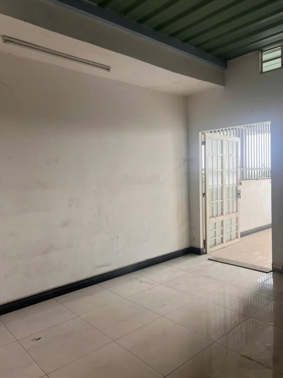 Bán gấp nhà 4 tầng ngay siêu thị Aeon Bình Dương ,giá cực rẻ