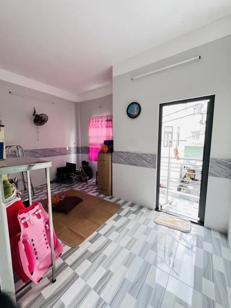 Bán nr 67m2, 3 tầng 4,pn ,tân hoà đông, quận 6, giá 6,4 tỷ (tl)