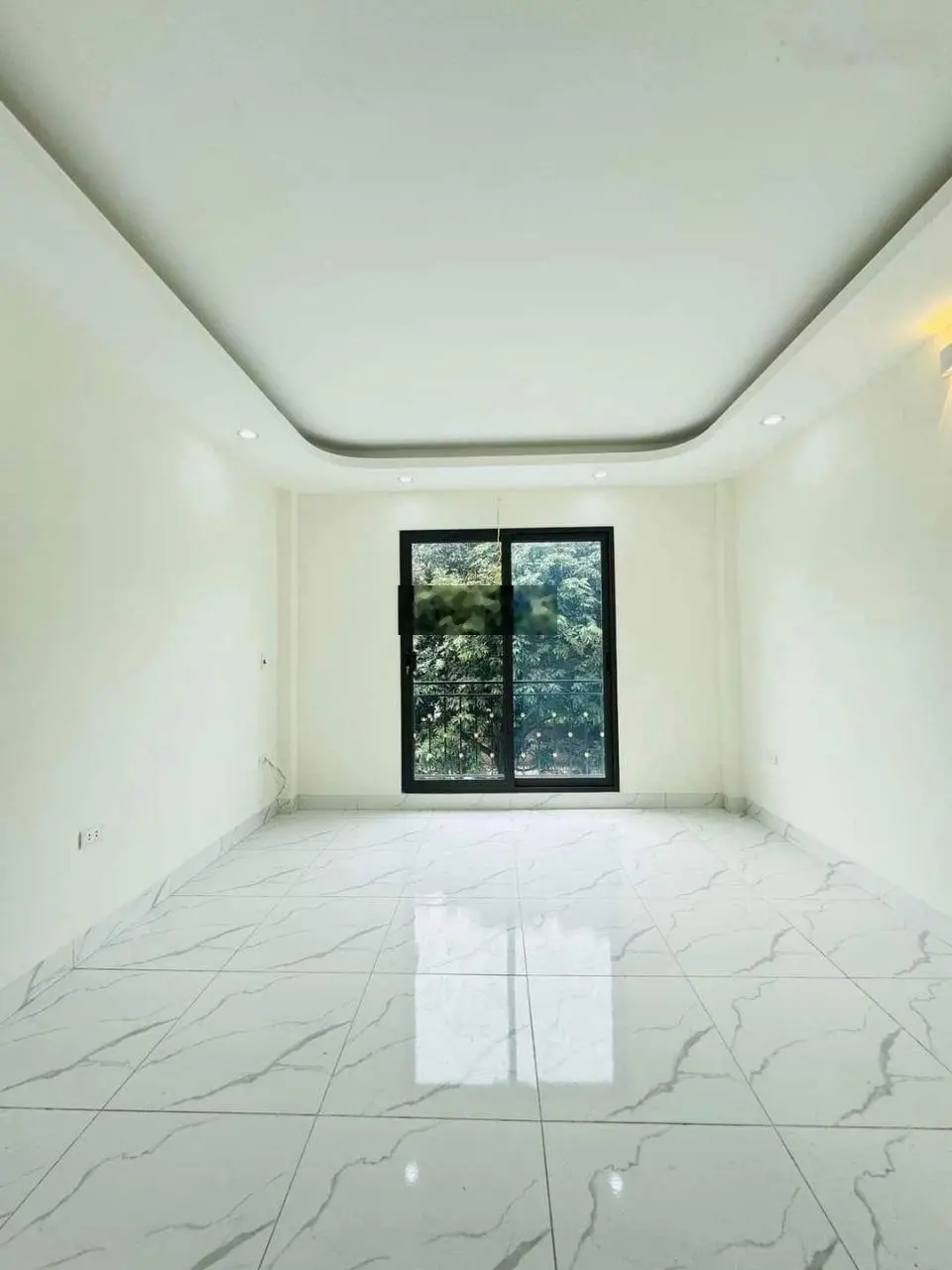 Bán căn 47m2x3T, ô tô đỗ, sân trước sau, gần chợ Đông La, 7 phút ra Penika Tố Hữu