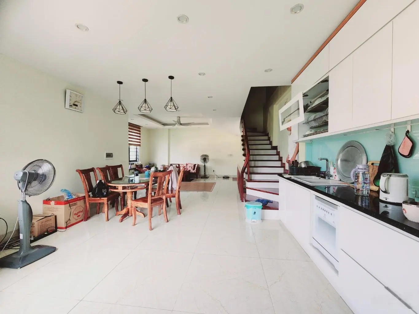 Chính chủ chuyển nhượng nhà lô góc 60m khu đô thị văn khê, hà đông giá nhỉnh 15 t ,5 tầng