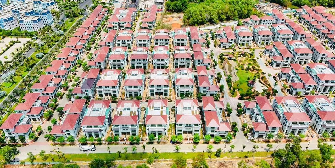 Bán cắt lỗ tứ lập trực diện công viên chỉ 14 tỷ, gia lộc mạnh cho khách thiện chí, 0365 729 ***