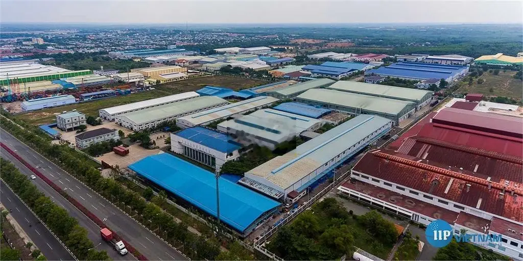 lô giá rẻ,sổ riêng chỉ 660tr,đối diện cổng kcn Becamex,sát chợ.