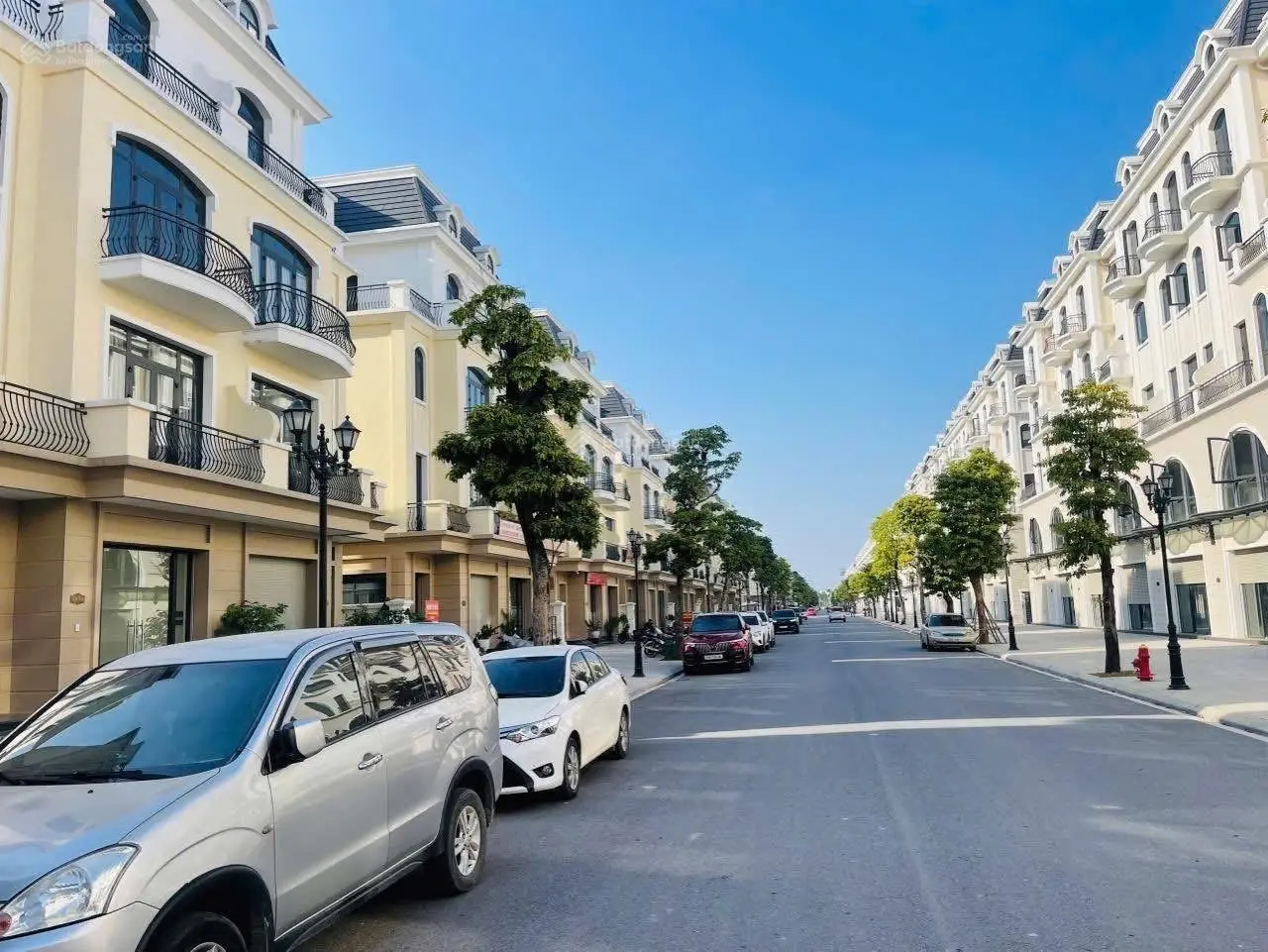 Bán gấp Shophouse Sao Biển 6 tầng, 2 mặt tiền giáp 9 toà CC, Vincom công viên 7,5ha giá chỉ 18 tỷ