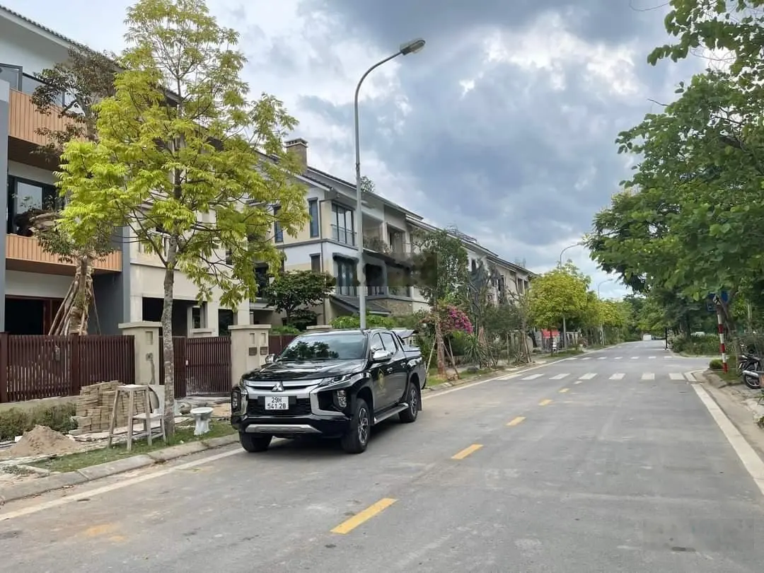 Đón sóng hạ tầng phía Tây Hà Nội: KĐT Sunny Garden City, ngon, bổ, rẻ. LH Hoàng Đạo 098 299 6565