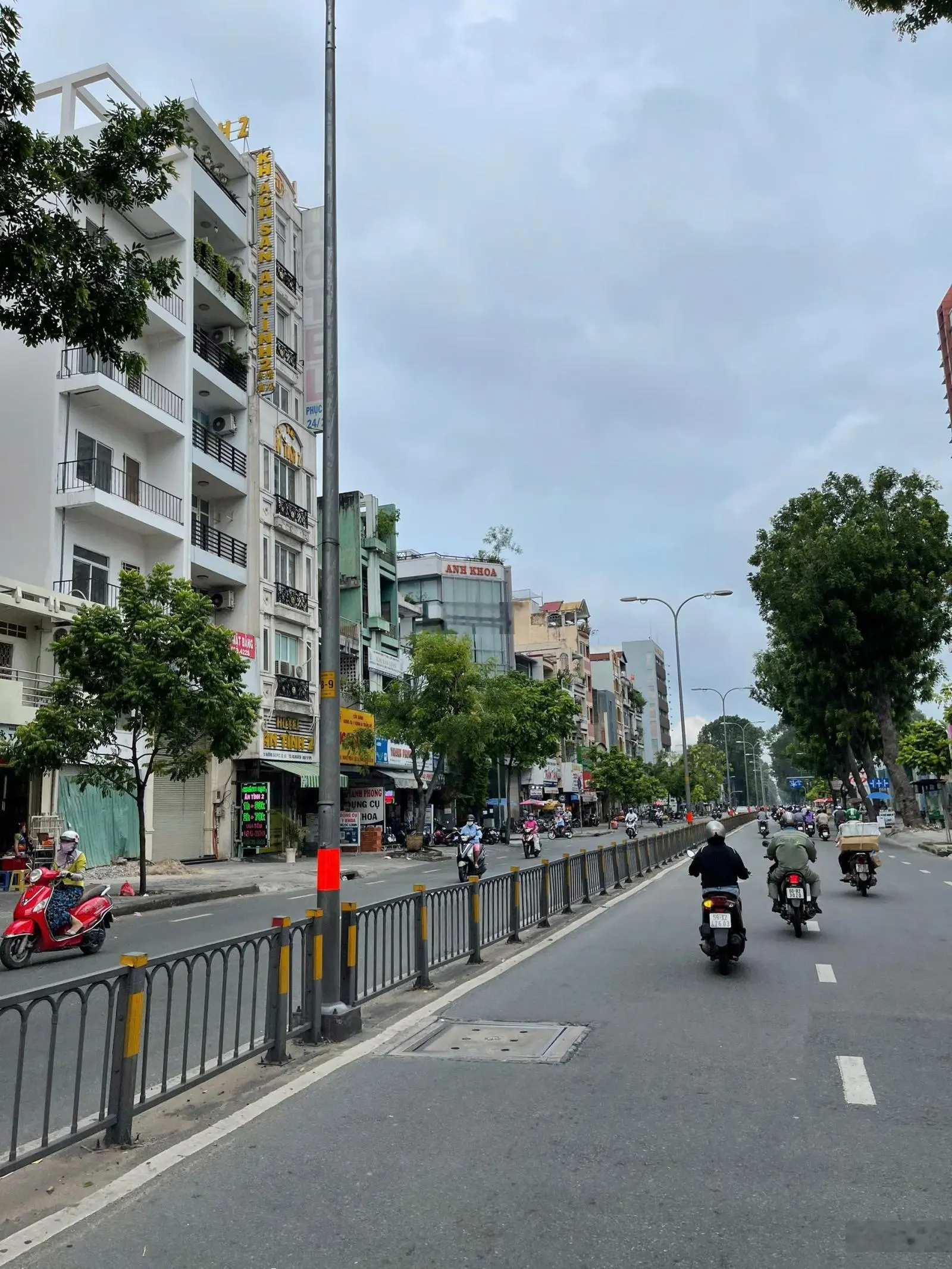 Bán nhà mặt tiền Lý Thường Kiệt, Quận 10, HĐT gần 180tr, DT: 6x22m, Giá 55.5 tỷ