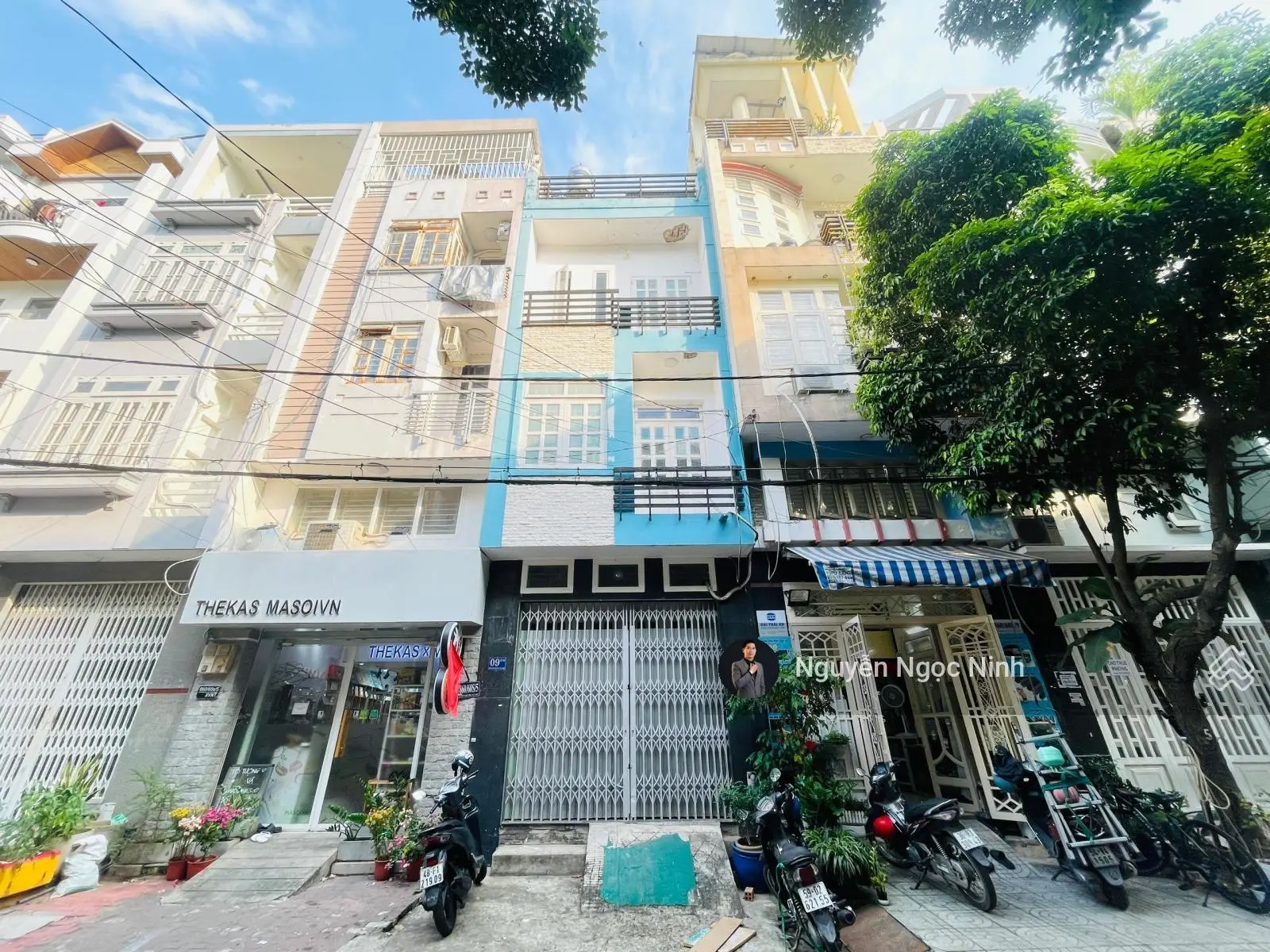 Bán nhà 4 tầng hẻm 8m Nguyễn Gia Trí, Bình Thạnh. 4PN, 4WC, sổ hồng riêng. Giá chỉ 8,8 tỷ TL.